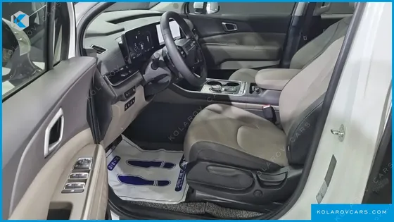 KIA CARNIVAL DIESEL 9-SEATER PRESTIGE