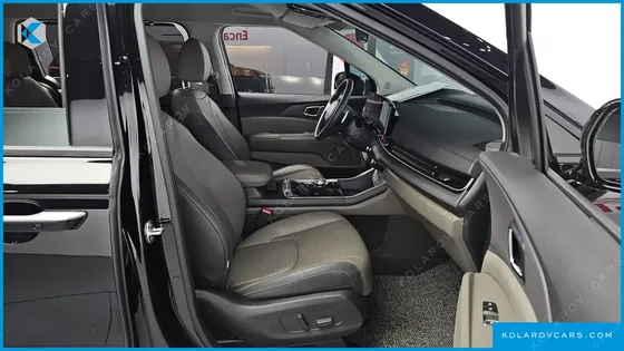 KIA CARNIVAL GASOLINE 9-SEATER NOBLESSE