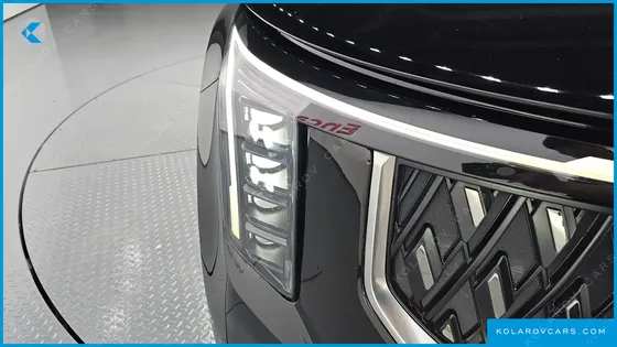 KIA CARNIVAL GASOLINE 9-SEATER NOBLESSE