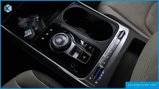 KIA CARNIVAL HEV 9SEATER SIGNATURE
