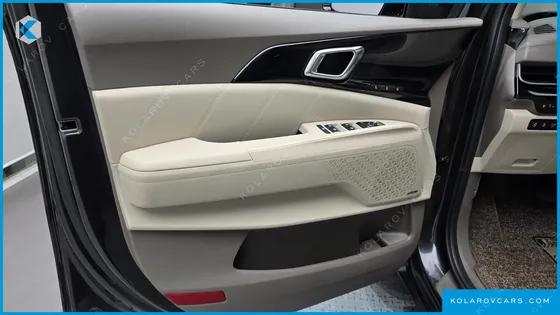 KIA CARNIVAL HEV 9SEATER SIGNATURE
