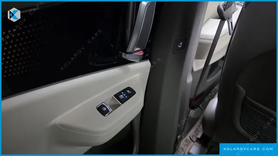 KIA CARNIVAL HEV 9SEATER SIGNATURE