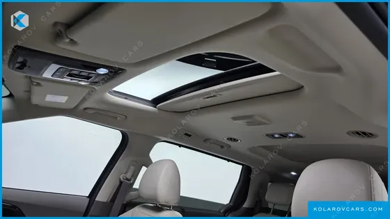 KIA CARNIVAL HEV 9SEATER SIGNATURE