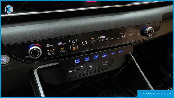 KIA CARNIVAL GASOLINE 9-SEATER HI LIMOUSINE (7-SEATER LIMOUSINE(SPECIAL VEHICLE)