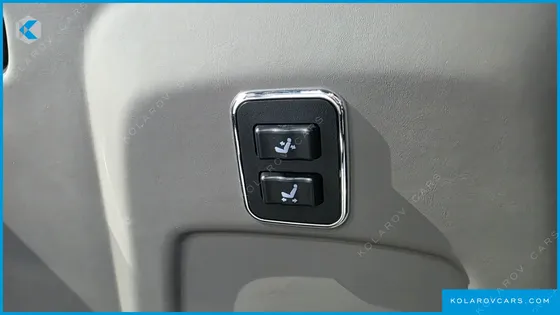 KIA CARNIVAL HEV 9-SEATER HI-LIMOUSINE (SPECIAL VEHICLE)