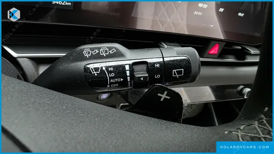 KIA CARNIVAL HEV 9-SEATER HI-LIMOUSINE (SPECIAL VEHICLE)