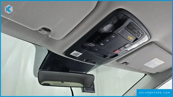 KIA CARNIVAL GASOLINE 9-SEATER PRESTIGE