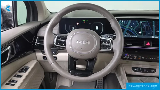KIA CARNIVAL GASOLINE 7-SEATER GRAVITY