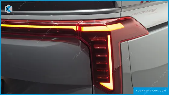 KIA CARNIVAL GASOLINE 7-SEATER GRAVITY