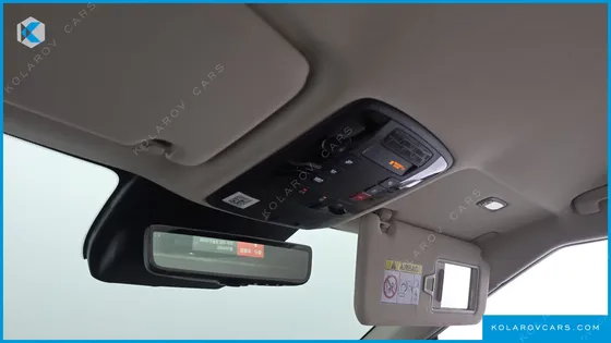 KIA CARNIVAL GASOLINE 7-SEATER GRAVITY