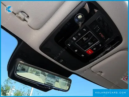 KIA CARNIVAL HEV 9SEATER SIGNATURE