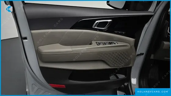 KIA CARNIVAL GASOLINE 9 SEATER X LINE