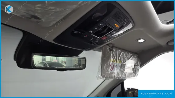 KIA CARNIVAL GASOLINE 9 SEATER X LINE