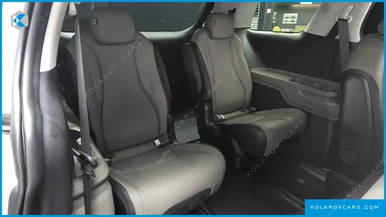 KIA CARNIVAL DIESEL 9-SEATER PRESTIGE