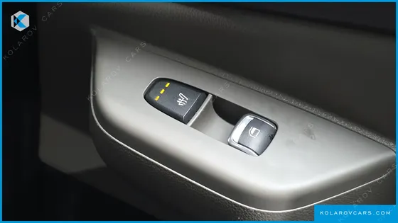 KIA CARNIVAL DIESEL 9-SEATER PRESTIGE