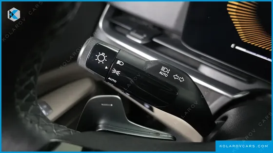 KIA CARNIVAL DIESEL 9-SEATER PRESTIGE