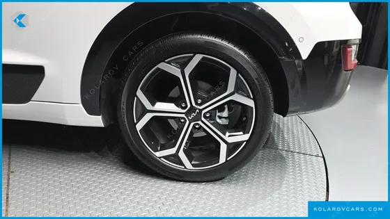 KIA NIRO SIGNATURE