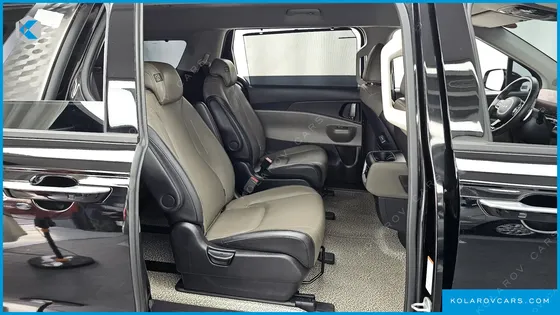KIA CARNIVAL DIESEL 9-SEATER NOBLESSE