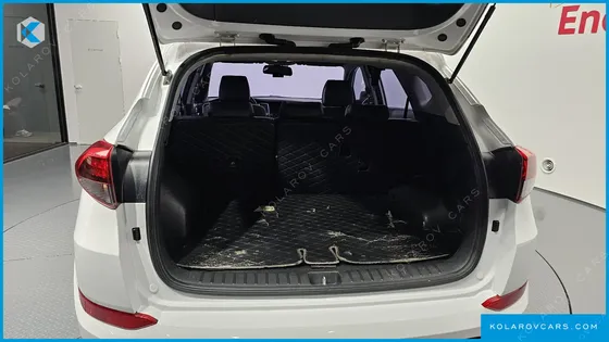 HYUNDAI TUCSON DIESEL 1.7 2WD