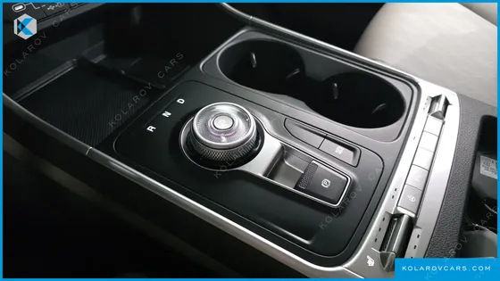 KIA CARNIVAL DIESEL 9-SEATER PRESTIGE