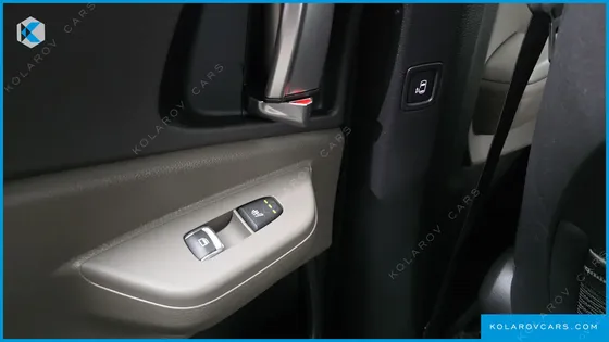 KIA CARNIVAL DIESEL 9-SEATER PRESTIGE