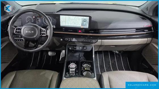 KIA CARNIVAL DIESEL 7-SEATER GRAVITY