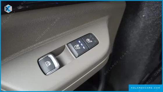 KIA CARNIVAL DIESEL 7-SEATER GRAVITY