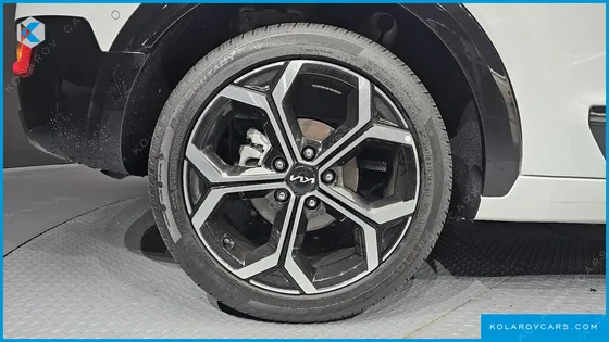 KIA NIRO SIGNATURE