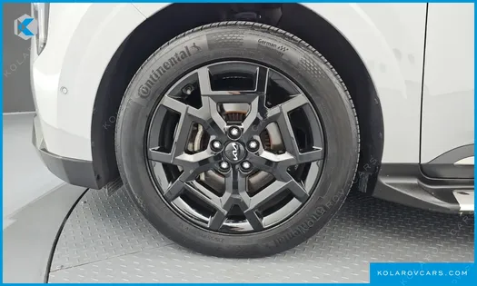 KIA CARNIVAL DIESEL 9-SEATER GRAVITY