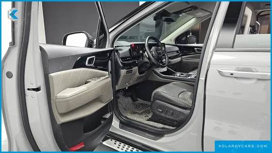 KIA CARNIVAL DIESEL 9-SEATER GRAVITY