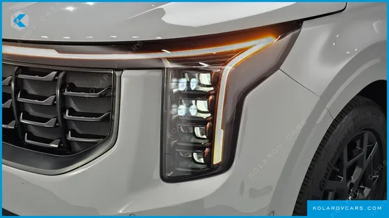 KIA CARNIVAL DIESEL 9-SEATER GRAVITY