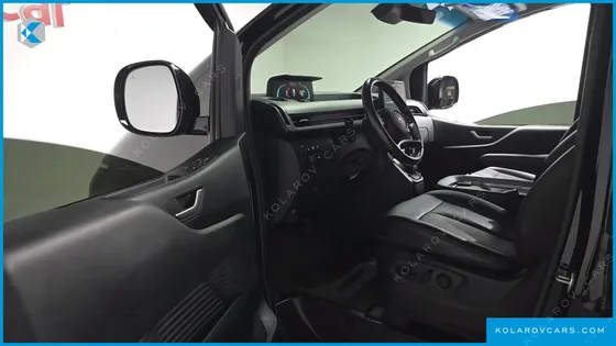HYUNDAI STARIA HEV 1.6 CARGO 5-SEATER
