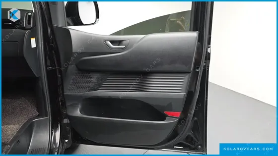 HYUNDAI STARIA HEV 1.6 CARGO 5-SEATER