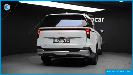 KIA CARNIVAL GASOLINE 9-SEATER PRESTIGE