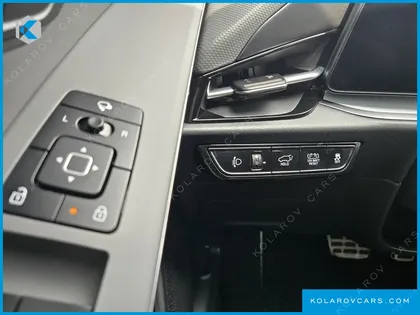 KIA NIRO SIGNATURE
