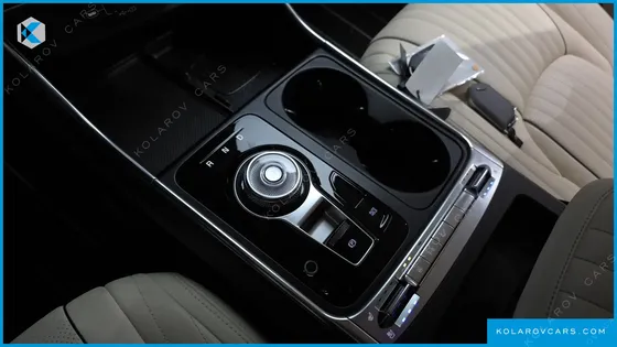 KIA CARNIVAL GASOLINE 9-SEATER HI LIMOUSINE (7-SEATER LIMOUSINE(SPECIAL VEHICLE)