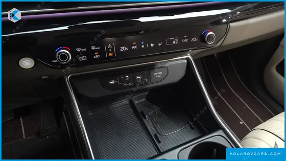 KIA CARNIVAL GASOLINE 9-SEATER HI LIMOUSINE (7-SEATER LIMOUSINE(SPECIAL VEHICLE)