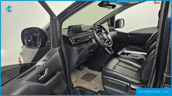 HYUNDAI STARIA HEV 1.6 CARGO 5-SEATER