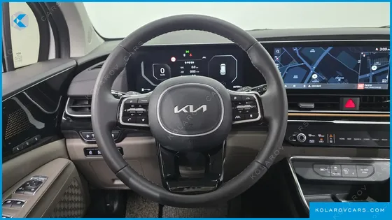KIA CARNIVAL DIESEL 9-SEATER SIGNATURE
