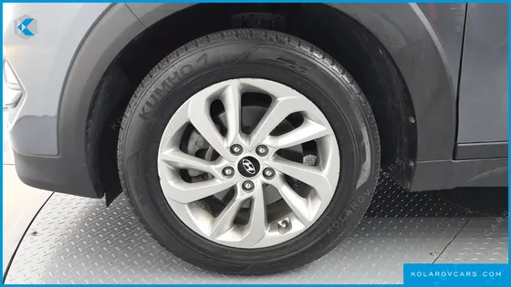 HYUNDAI TUCSON DIESEL 1.7 2WD