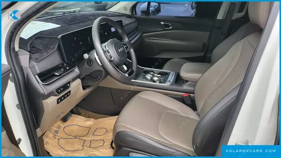 KIA CARNIVAL DIESEL 9-SEATER PRESTIGE