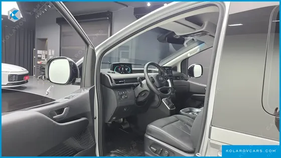 HYUNDAI STARIA HEV 1.6 CARGO 5-SEATER