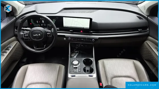 KIA CARNIVAL DIESEL 9-SEATER PRESTIGE