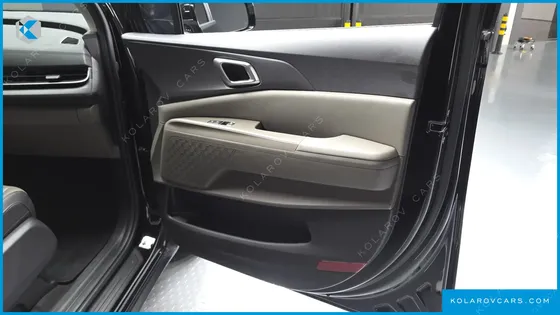 KIA CARNIVAL DIESEL 9-SEATER PRESTIGE