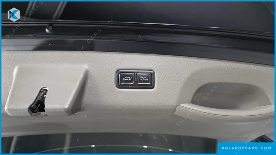 KIA CARNIVAL DIESEL 9-SEATER NOBLESSE