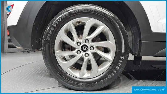HYUNDAI TUCSON DIESEL 1.7 2WD
