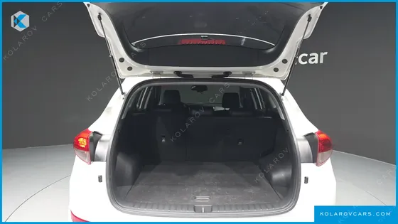 HYUNDAI TUCSON DIESEL 2.0 2WD