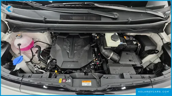 HYUNDAI STARIA L3.5 CARGO 3-SEATER