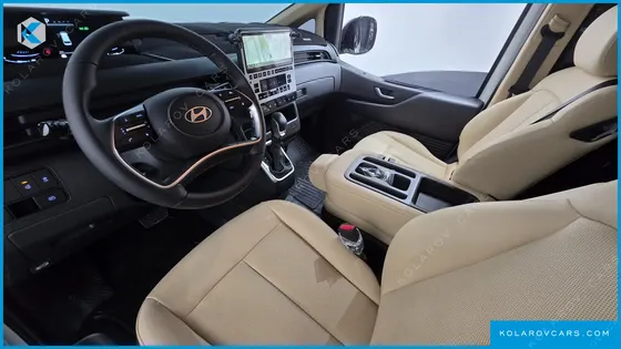 HYUNDAI STARIA L3.5 CARGO 3-SEATER