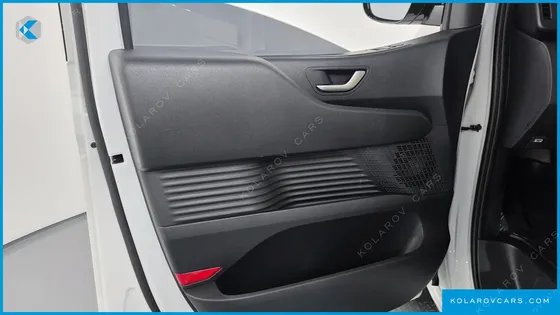 HYUNDAI STARIA L3.5 CARGO 3-SEATER